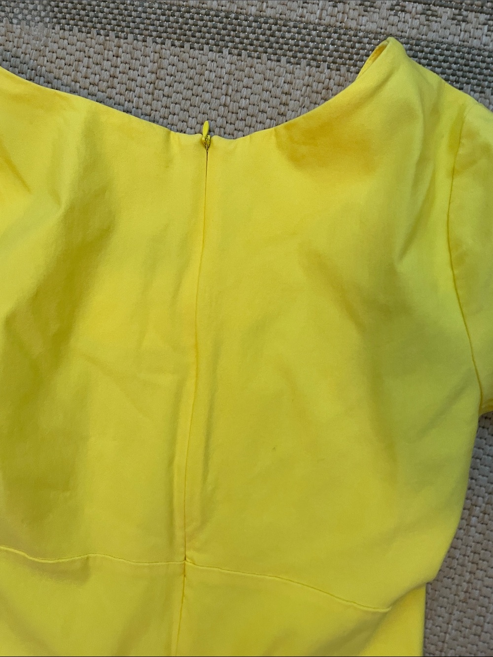 MEXXU Yellow Pleated Midi Sheath Dress - Picture 3 of 7